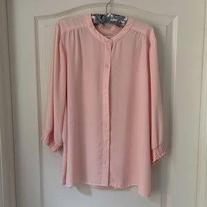 Chico's Peach Pink Flowy Button Down Size 3